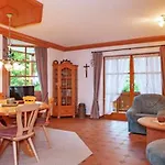 Elisabeth Apartment